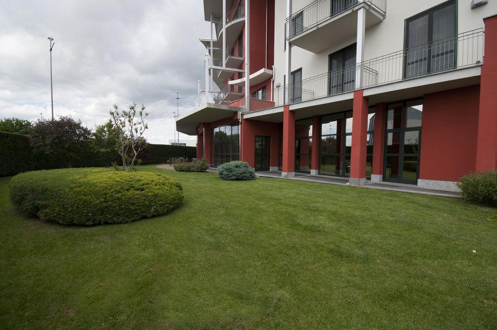 Hotel Brindor Poirino Extérieur photo