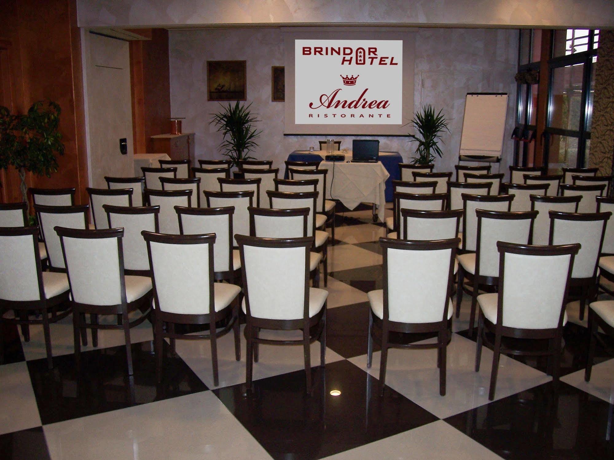 Hotel Brindor Poirino Extérieur photo